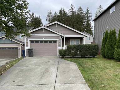 Main picture of 7411 19th Pl SE