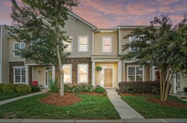 Main picture of 456 Spring Gardens Dr