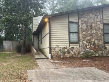 Main picture of 5970 Hermitage Dr