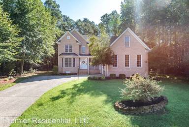 Main picture of 5761 Regal Ln