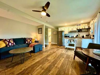 Main picture of 33 Walker Ave