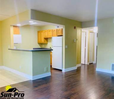 Main picture of 900 S Peninsula Dr