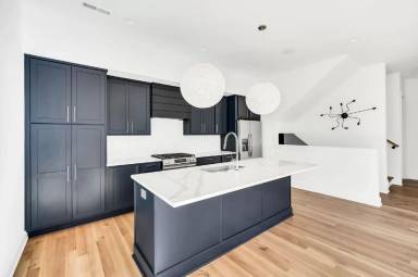Main picture of 18 Willis St