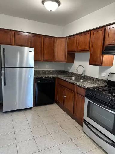 Main picture of 8424 W 87th St