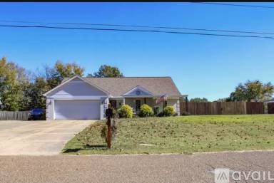 Main picture of 210 Anita Dr