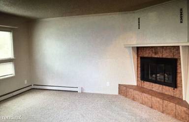 Main picture of 621 E 11th Ave