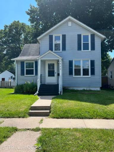 Main picture of 2925 Bellevue Ave