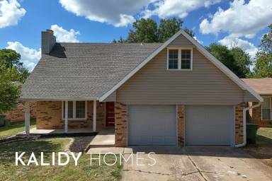 Main picture of 701 Holly Hill Rd