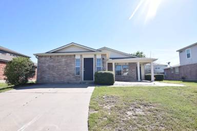 Main picture of 5403 Schorn Dr