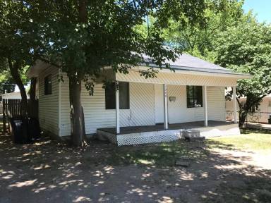 Main picture of 1340 E Whittaker St