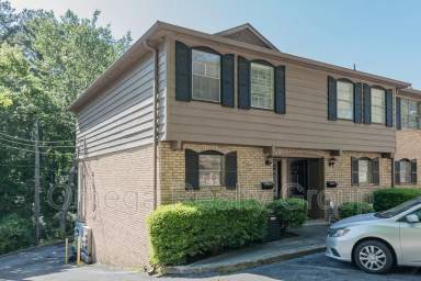 Main picture of 3300 Warringwood Dr