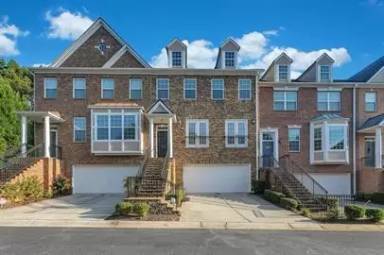 Main picture of 6018 China Rose Ln