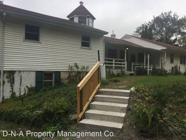 Main picture of 322 Adams Dr