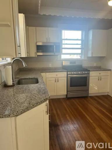 Main picture of 9 Basset St