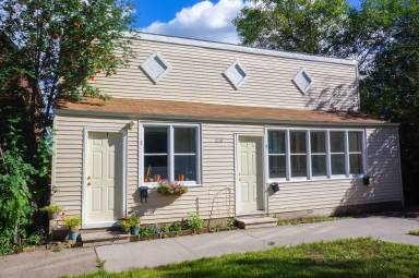 Main picture of 820 W 4th St