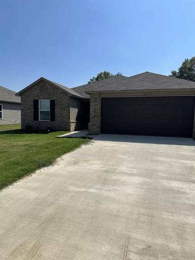 Main picture of 5233 Yukon Dr