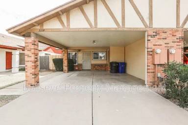 Main picture of 3229 E Crescent Ave