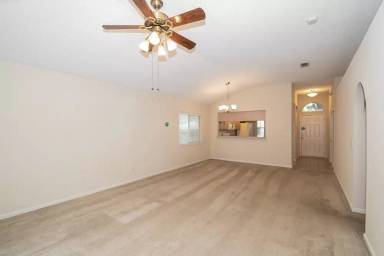 Main picture of 3256 Ayrshire St