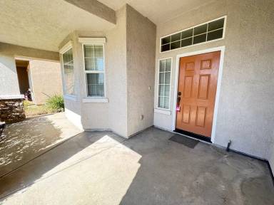 Main picture of 1403 Bamboo St