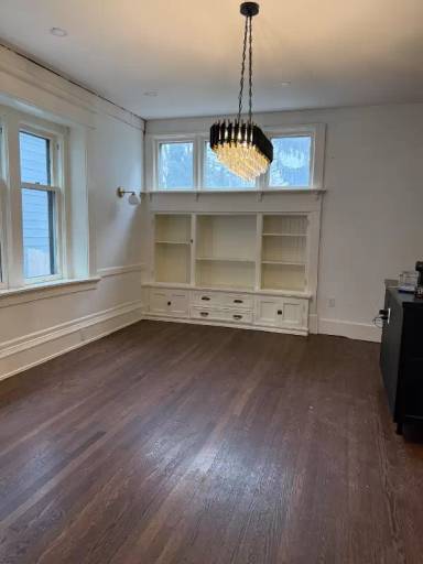 Main picture of 2845 N Maryland Ave