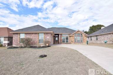 Main picture of 1113 Chaucer Ln