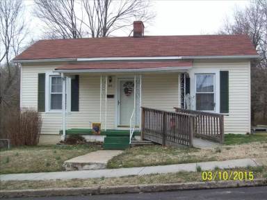 Main picture of 50 Carlson Ave