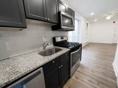 Main picture of 785 S 2nd St