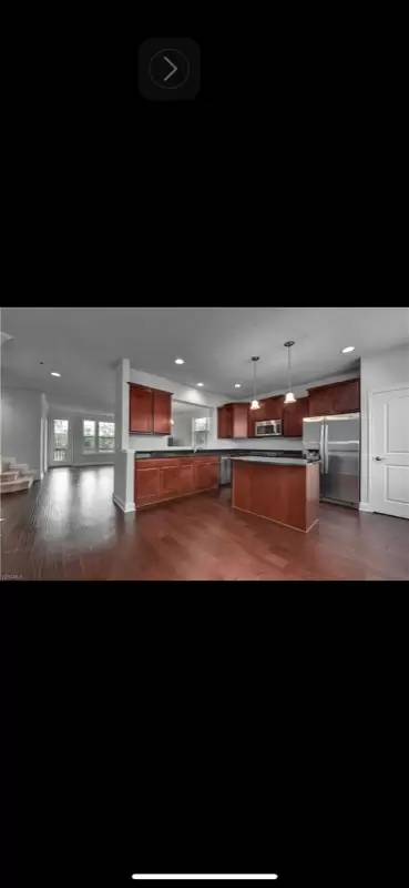 Main picture of 6600 Park Pointe Ct