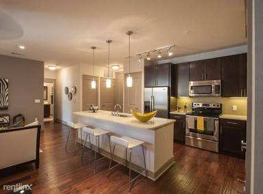 Main picture of Cypress at Stone Oak Apartments
