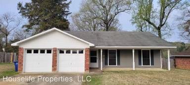 Main picture of 8920 Twelve Oaks Dr
