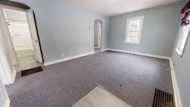 Main picture of 265 Superior Ave