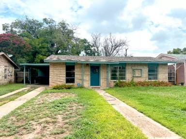 Main picture of 451 Kate Schenck Ave