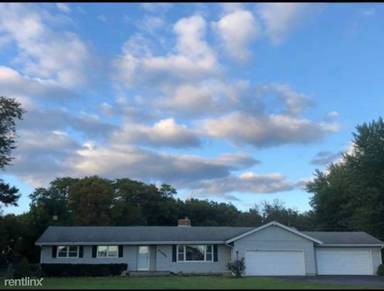 Main picture of 22696 Brooks Rd