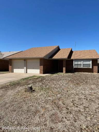 Main picture of 5120 Belaire Dr