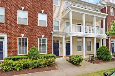Main picture of 328 Fountain Way