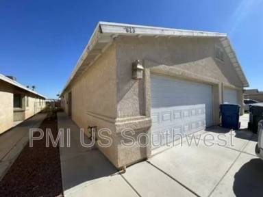 Main picture of 823 Baseline Rd