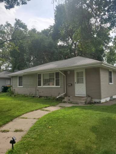 Main picture of 5857 Colfax Ave N