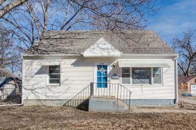 Main picture of 6720 Leighton Ave