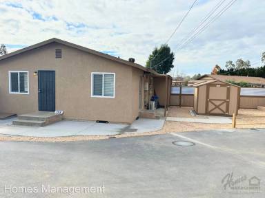 Main picture of 786 N Alda Dr
