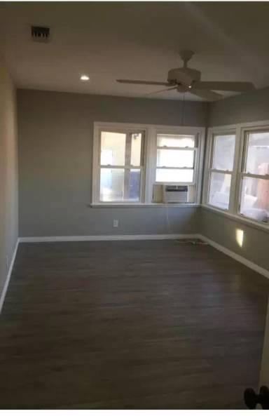 Main picture of 22850 15th St