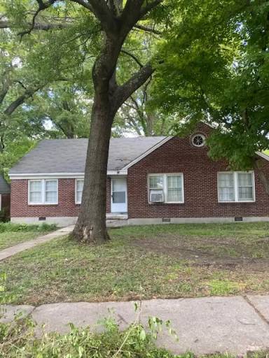 Main picture of 88 N Greer St