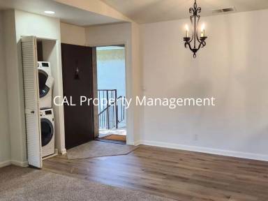Main picture of 405 Tyler Pl