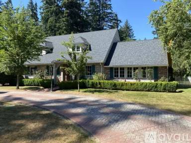 Main picture of 771 Country Club Rd