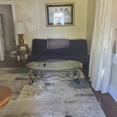 Main picture of 702 W State St