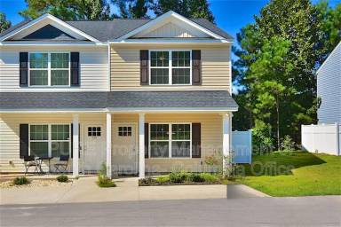 Main picture of 536 Idlewood Park Dr