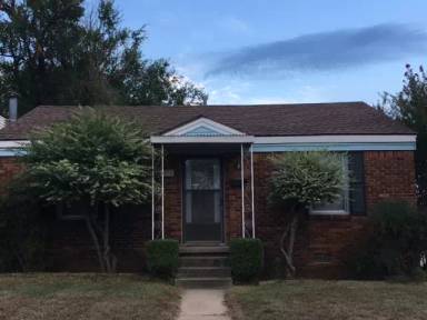 Main picture of 1832 NW 35th St
