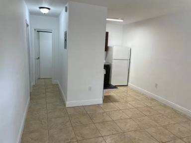 Main picture of 7130 W 11th Ct