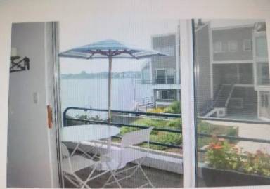 Main picture of 12 Harbour Close