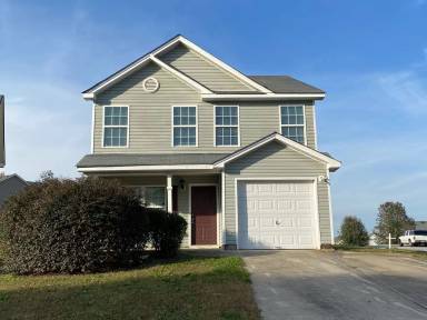 Main picture of 10 Cody Cir