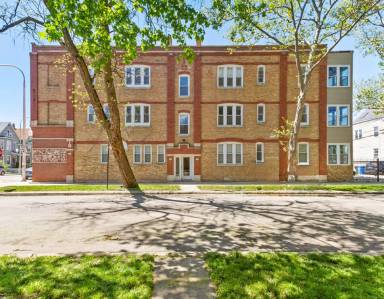 Main picture of 3734 W Diversey Ave